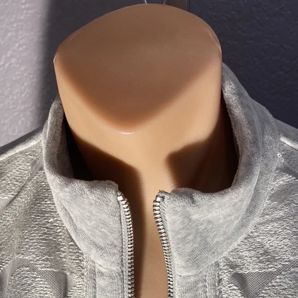 CHICO’S - NWT - grey velour oversized jacket, front sequins, zipper, pockets - 0